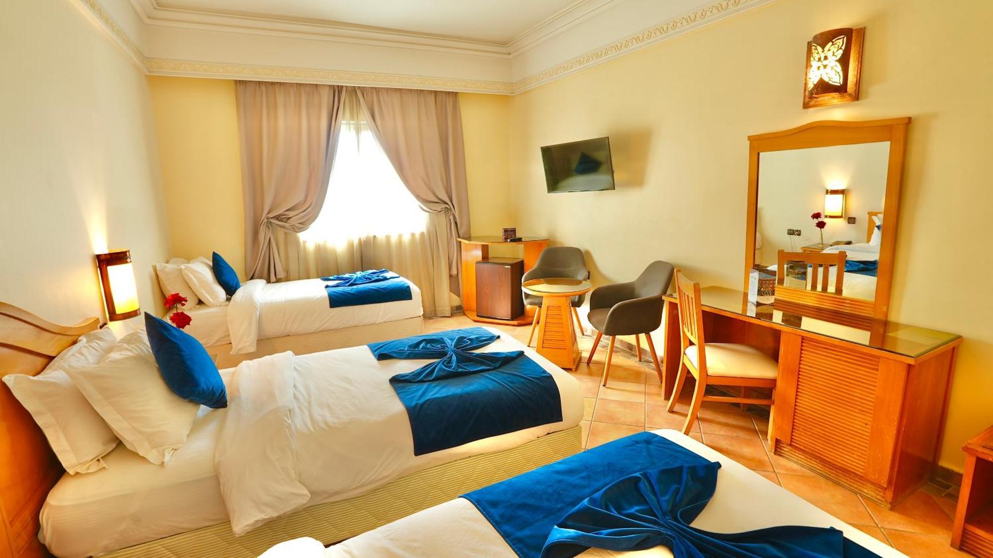 Hotel Menzeh Dalia Meknès Exteriör bild